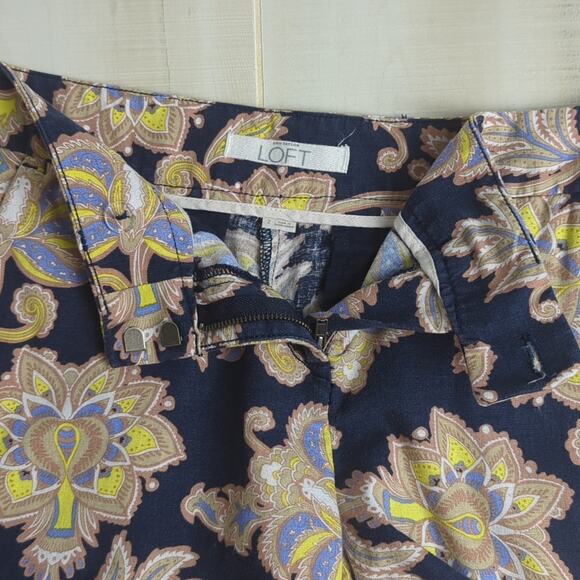 Loft Navy Paisley Linen Cotton Blend Mid‎ Rise Shorts Size 2 - Picture 2 of 6